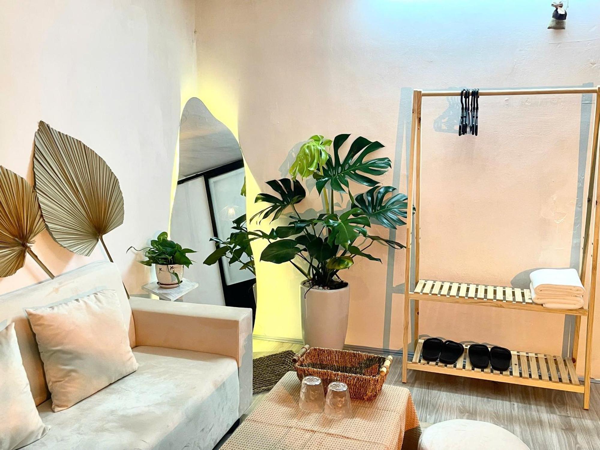 Local House Old Quarter Apartment Hanoi