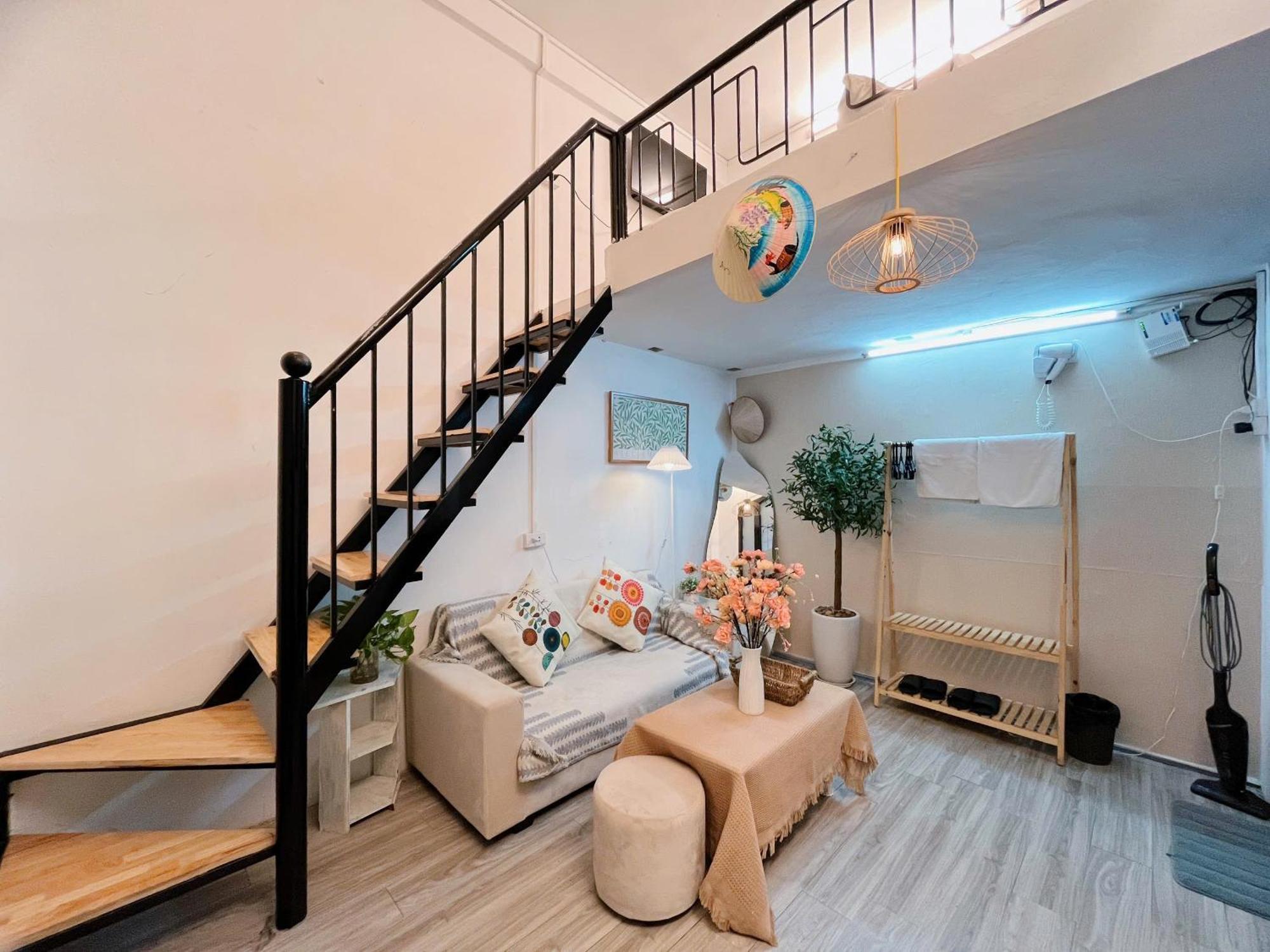Local House Old Quarter Apartment *